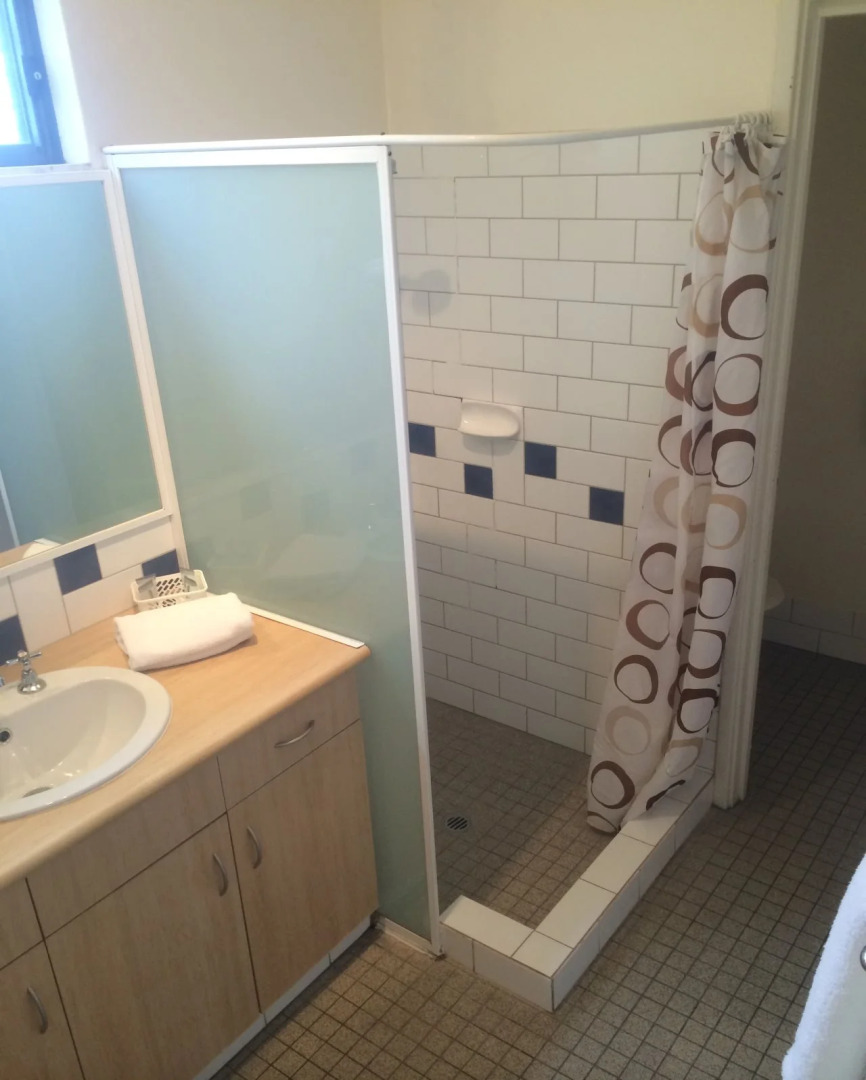 Dunsborough Inn Backpackers