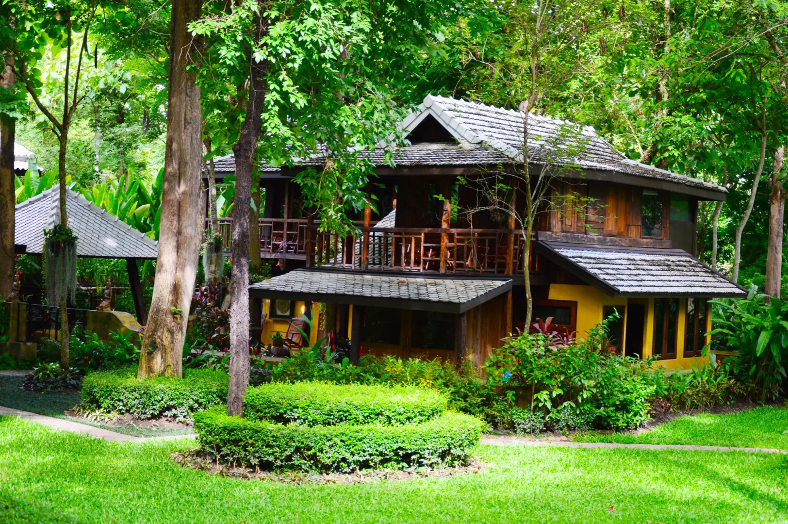 E-Outfitting Doikham Resort