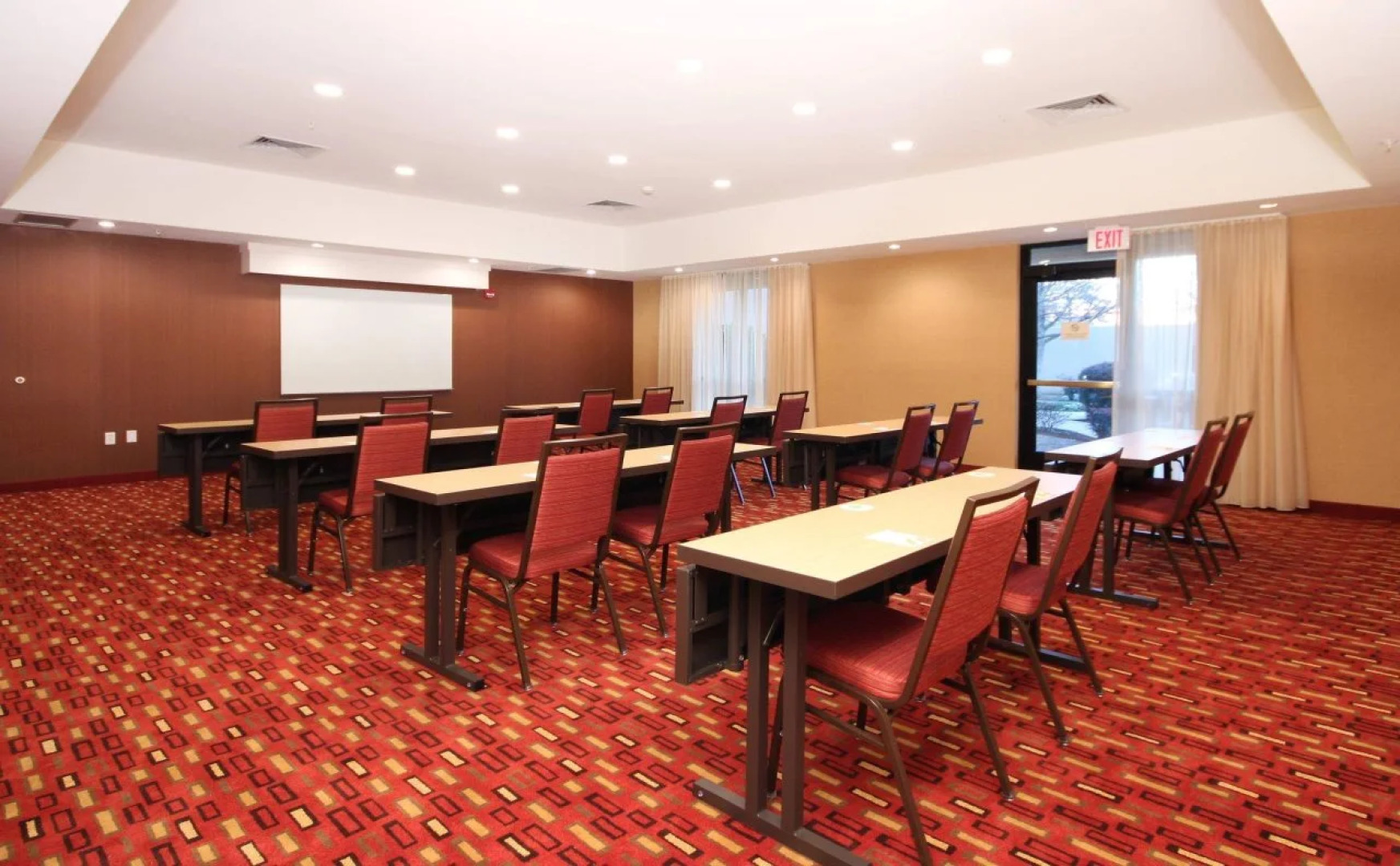 Courtyard By Marriott Dallas - Lewisville