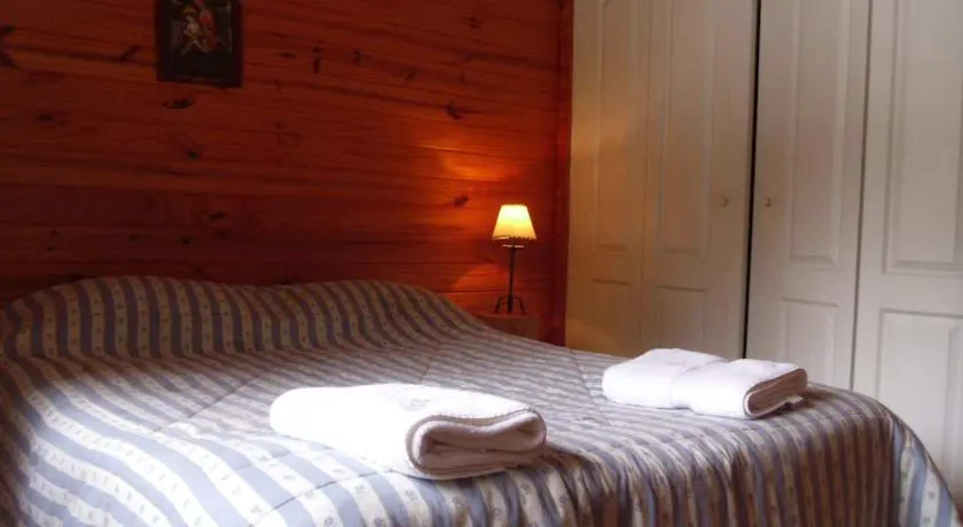 Twin Cabanas Villa la Angostura