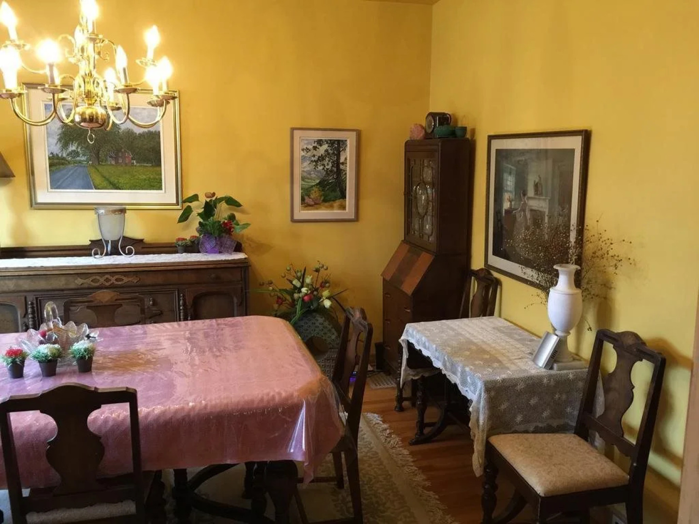 Au Gï¿½te A La Brunante