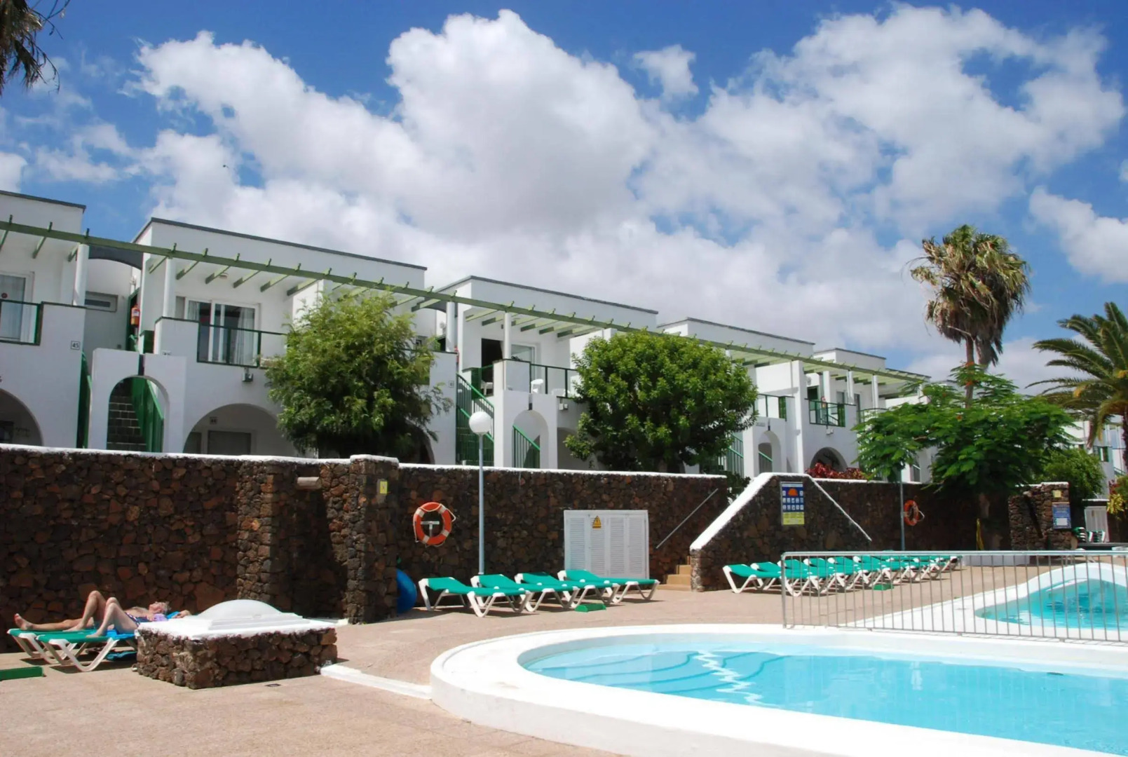 Guacimeta Apartamentos