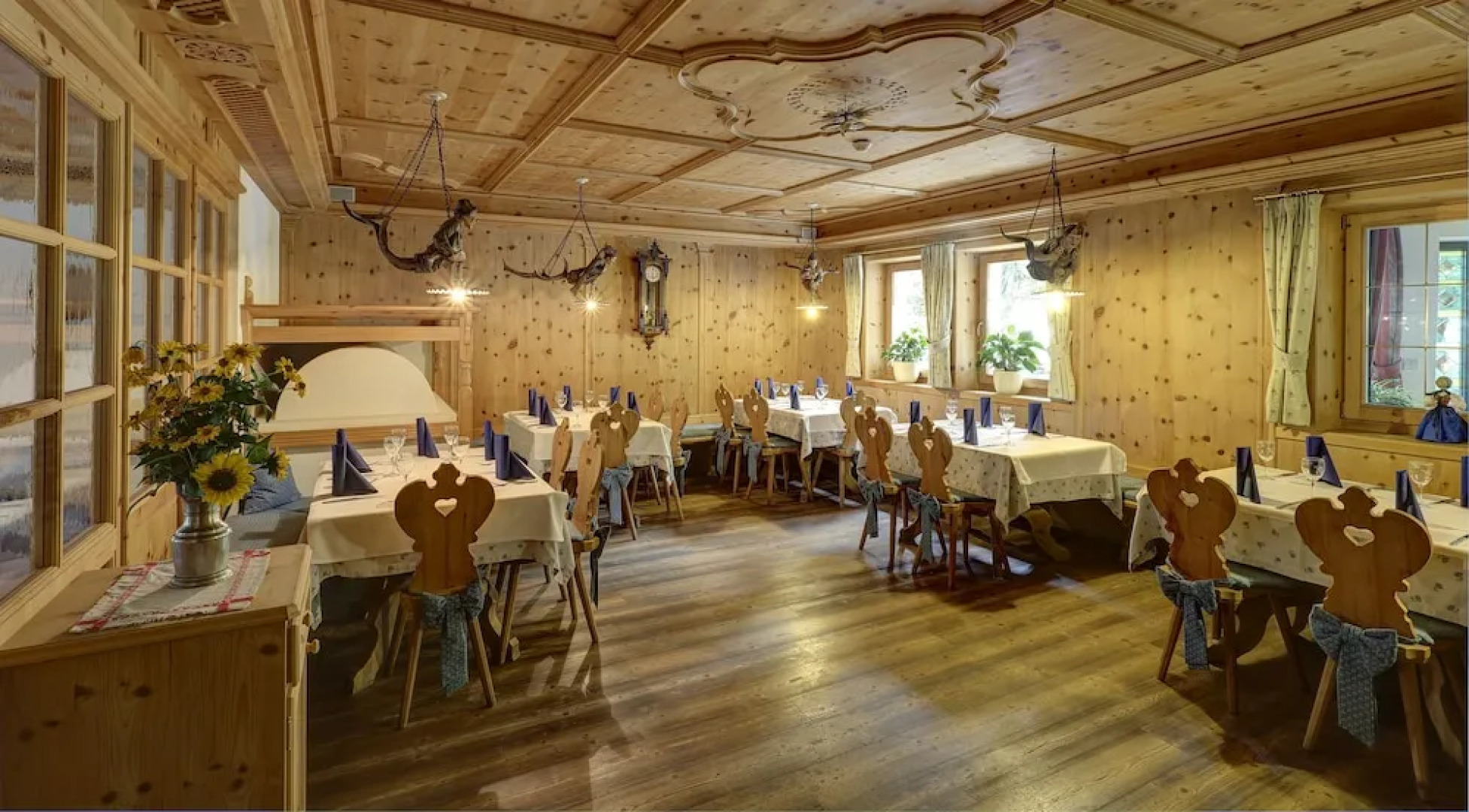 Ahrner Wirt Apartments