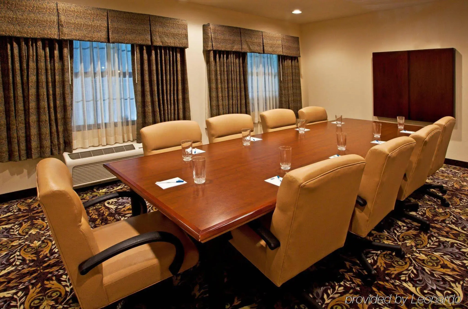 Staybridge Suites Tampa East - Brandon by IHG