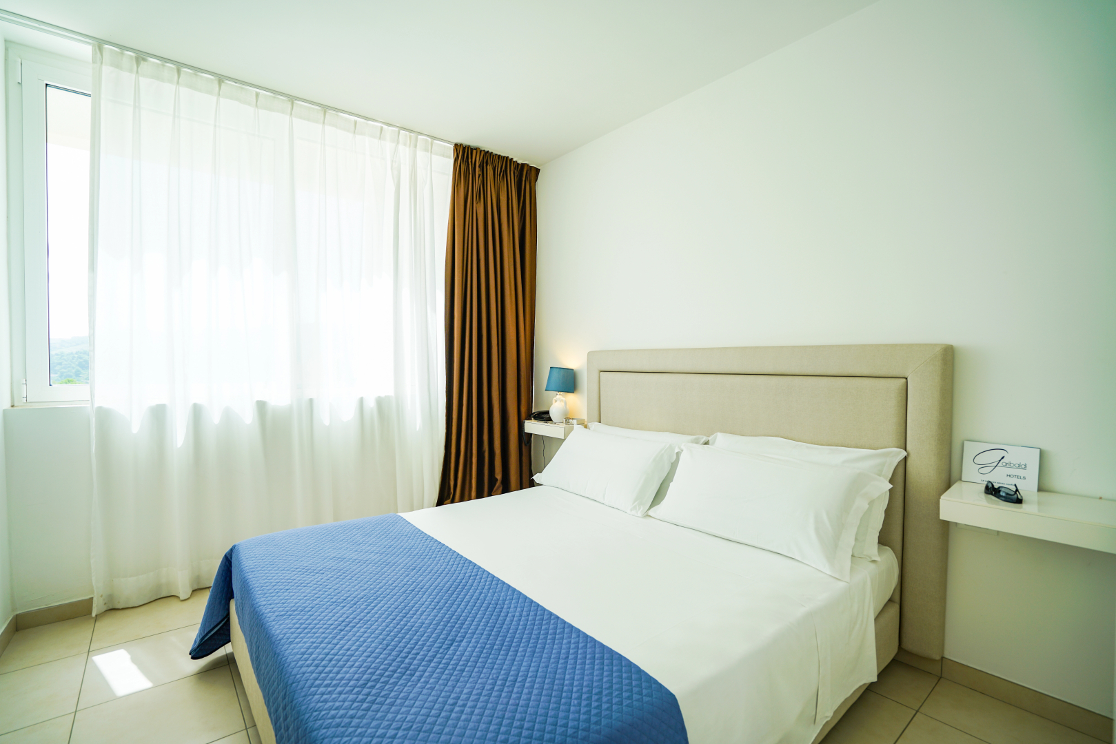 19 Summer Suites