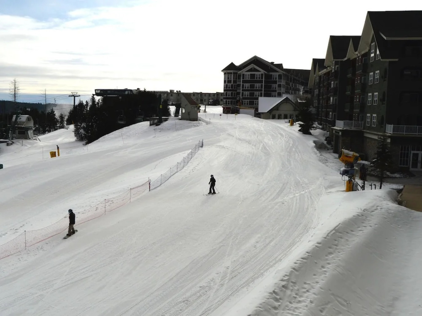 1 Studio: Expedition Station 306