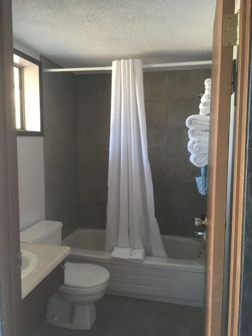 Christina Lake Village