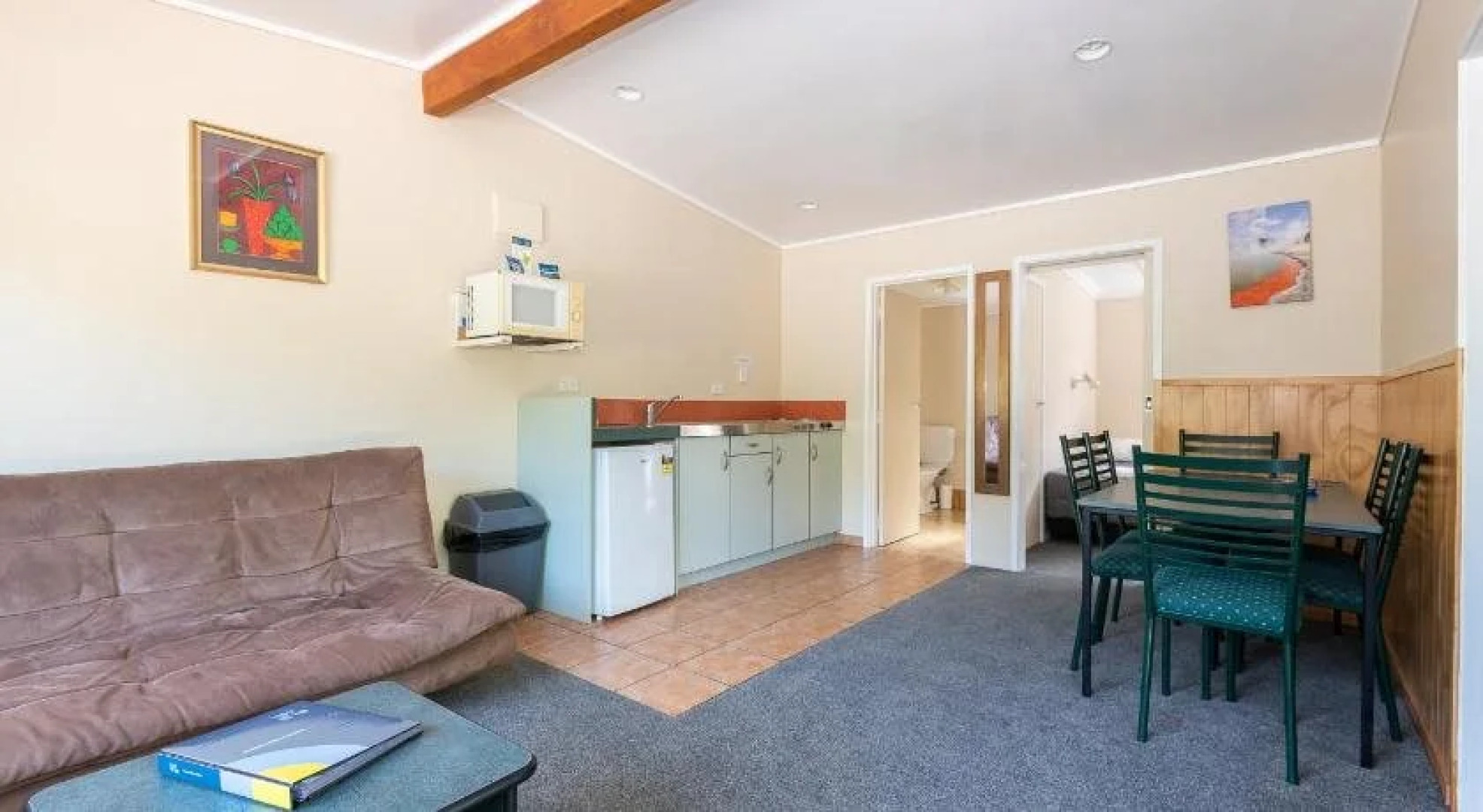 Blue Lake Top 10 Holiday Park