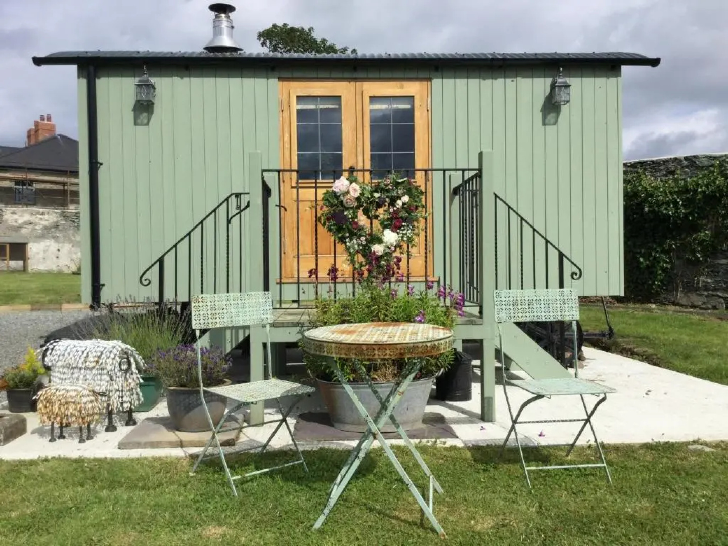Storws Y Gorlan Shepherd's Hut