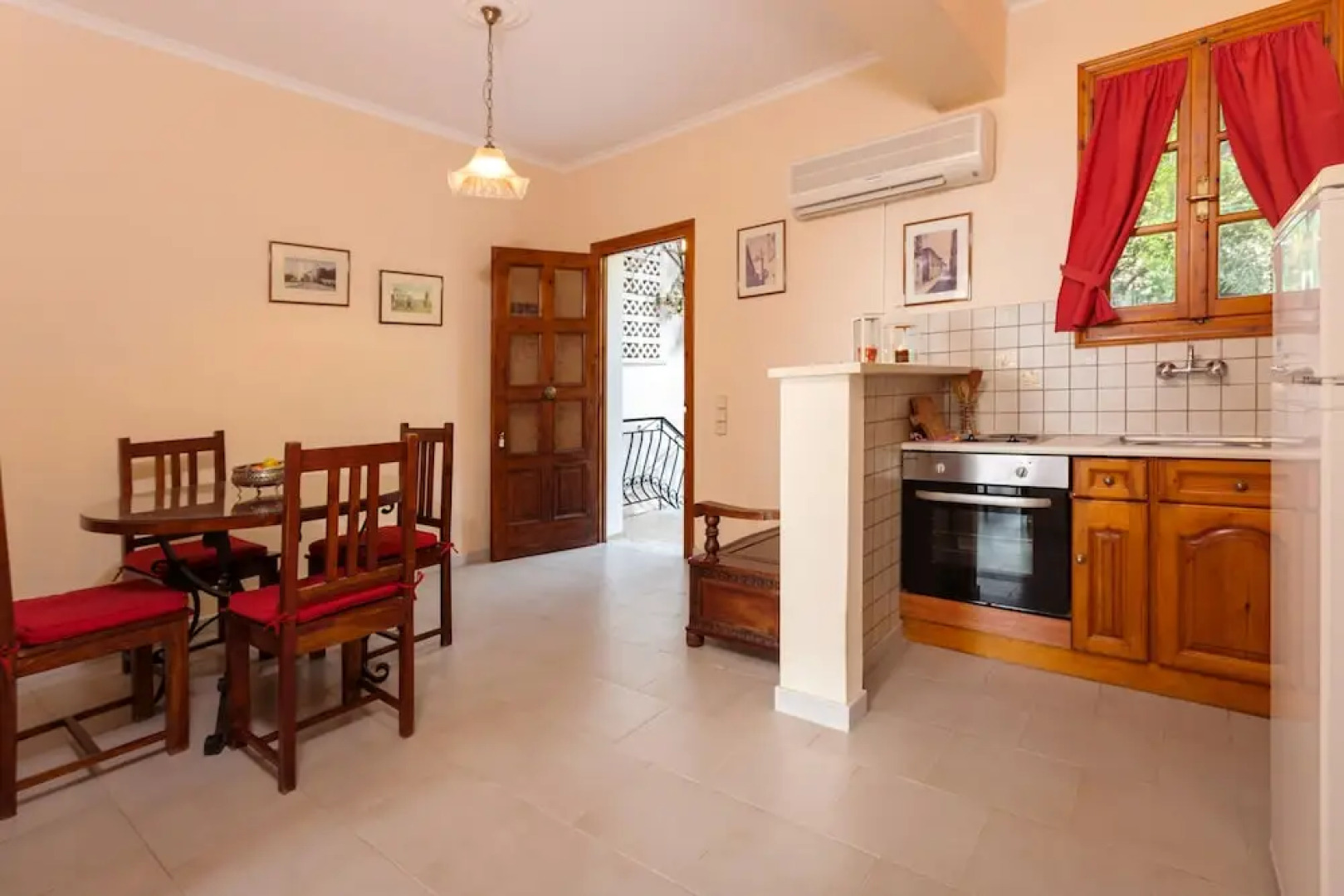 Photographer's Apartments