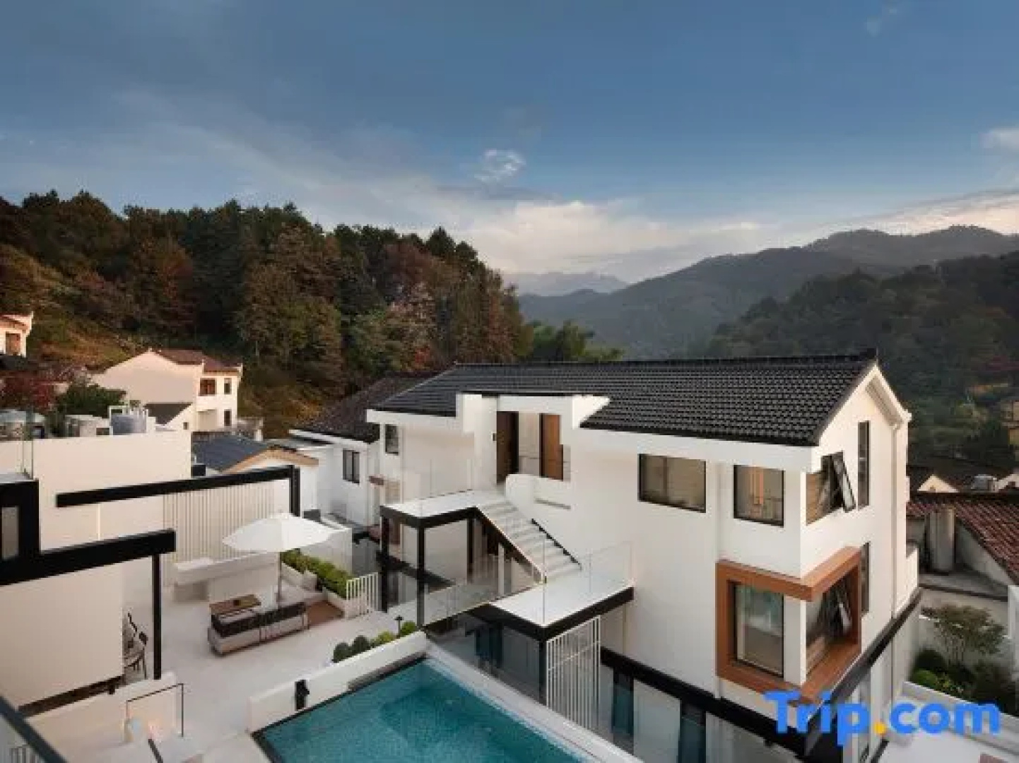 Jiuhuashan Xiangzili Homestay (Meat Body Palace Branch)