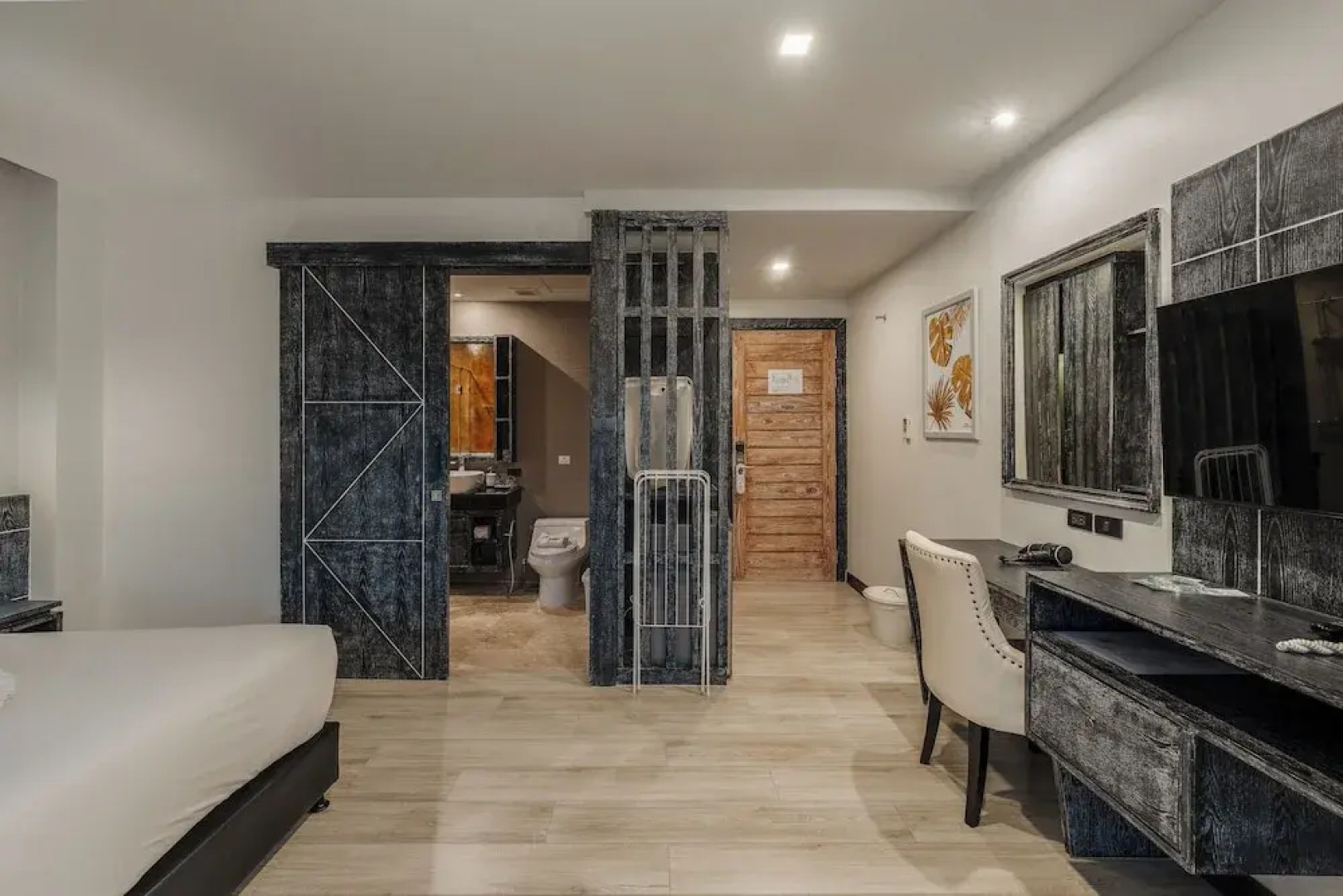 Coco Paradiso Phuket Hotel