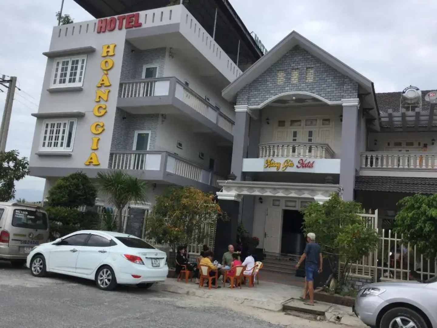 Quyet Thang Hotel & Beach