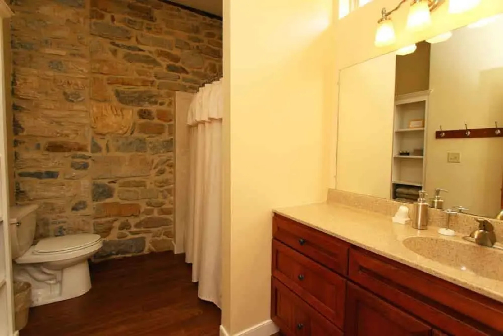 Rocky Acre Farm Bed and Breakfast