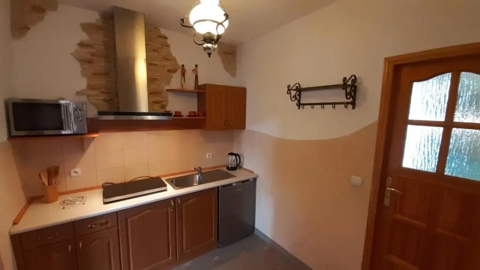 Pokoje do Wynajęcia u Lusi