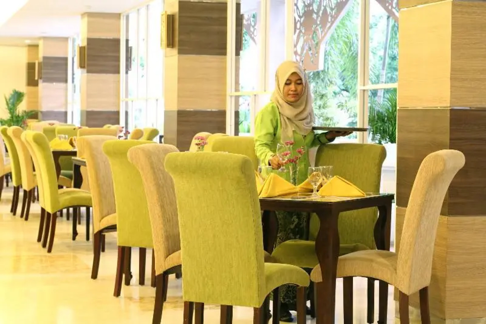 Lorin Syariah Solo Hotel