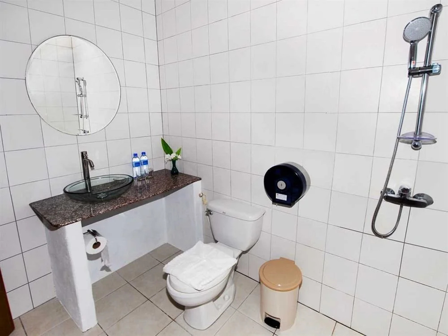 Getaway Resort Lake Mabprachan Thailand