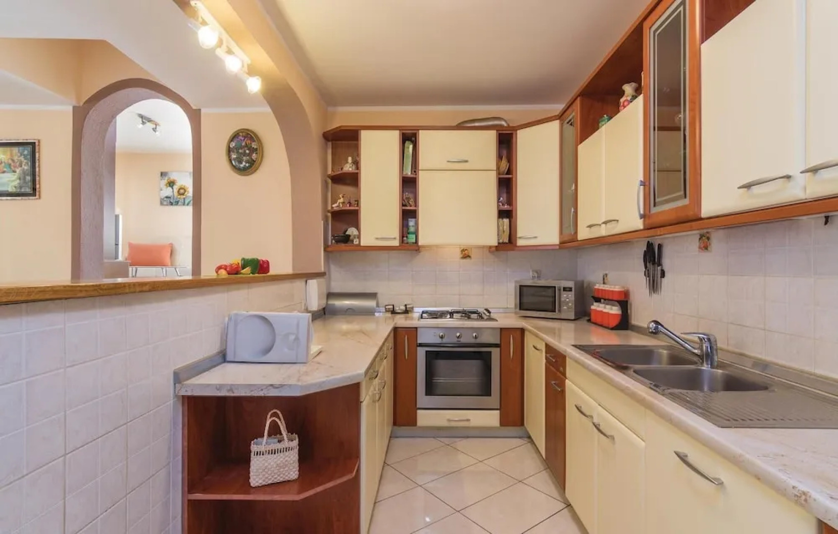 Nice Home in Buje With Wifi and 3 Bedrooms