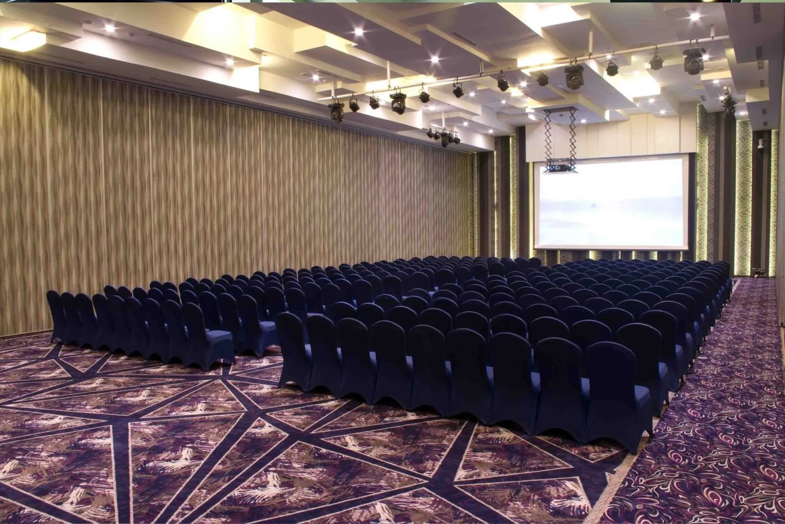 Holiday Inn Cikarang Jababeka by IHG