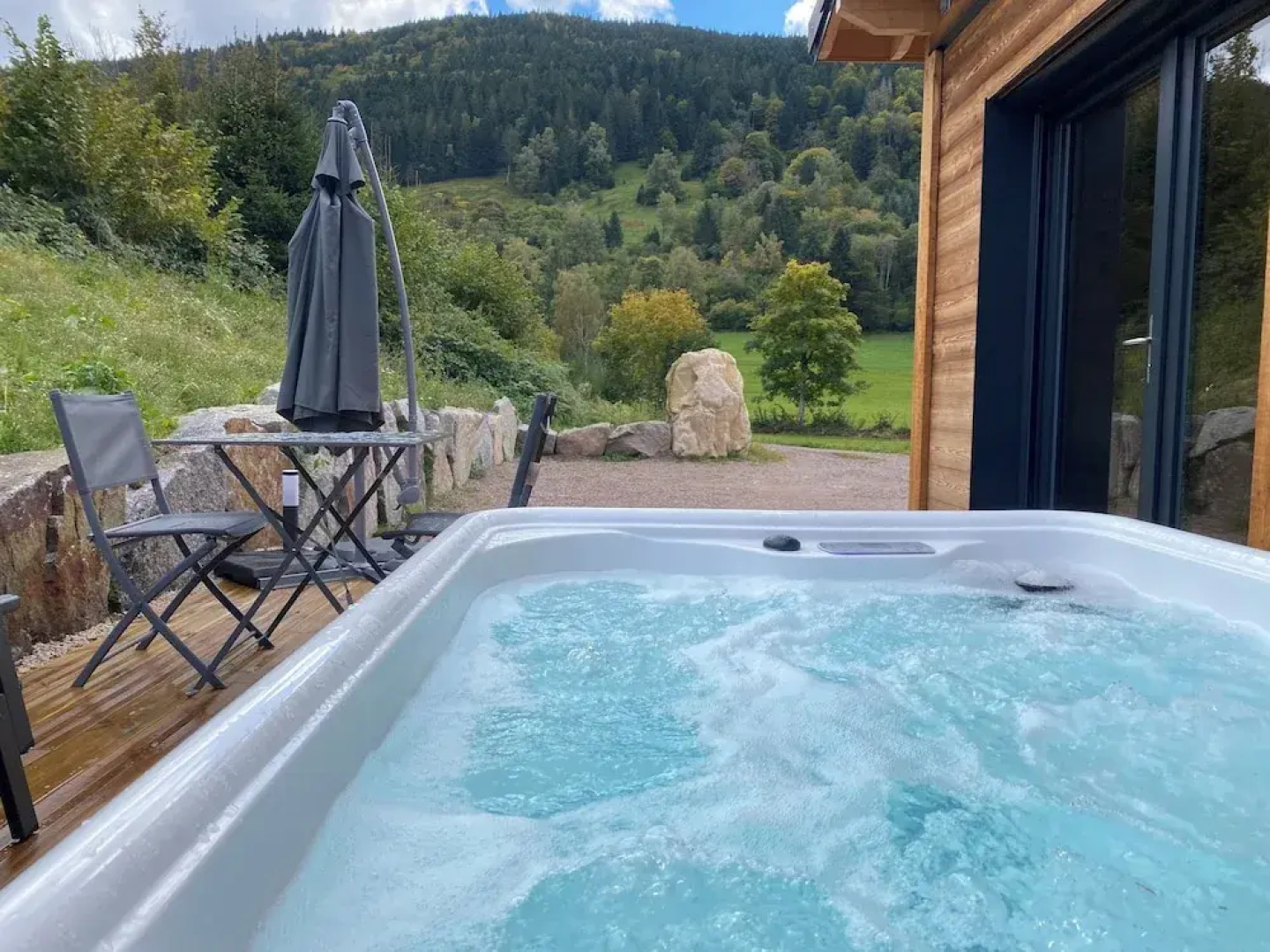 Chalets Perce Neige & Jacuzzi privatif