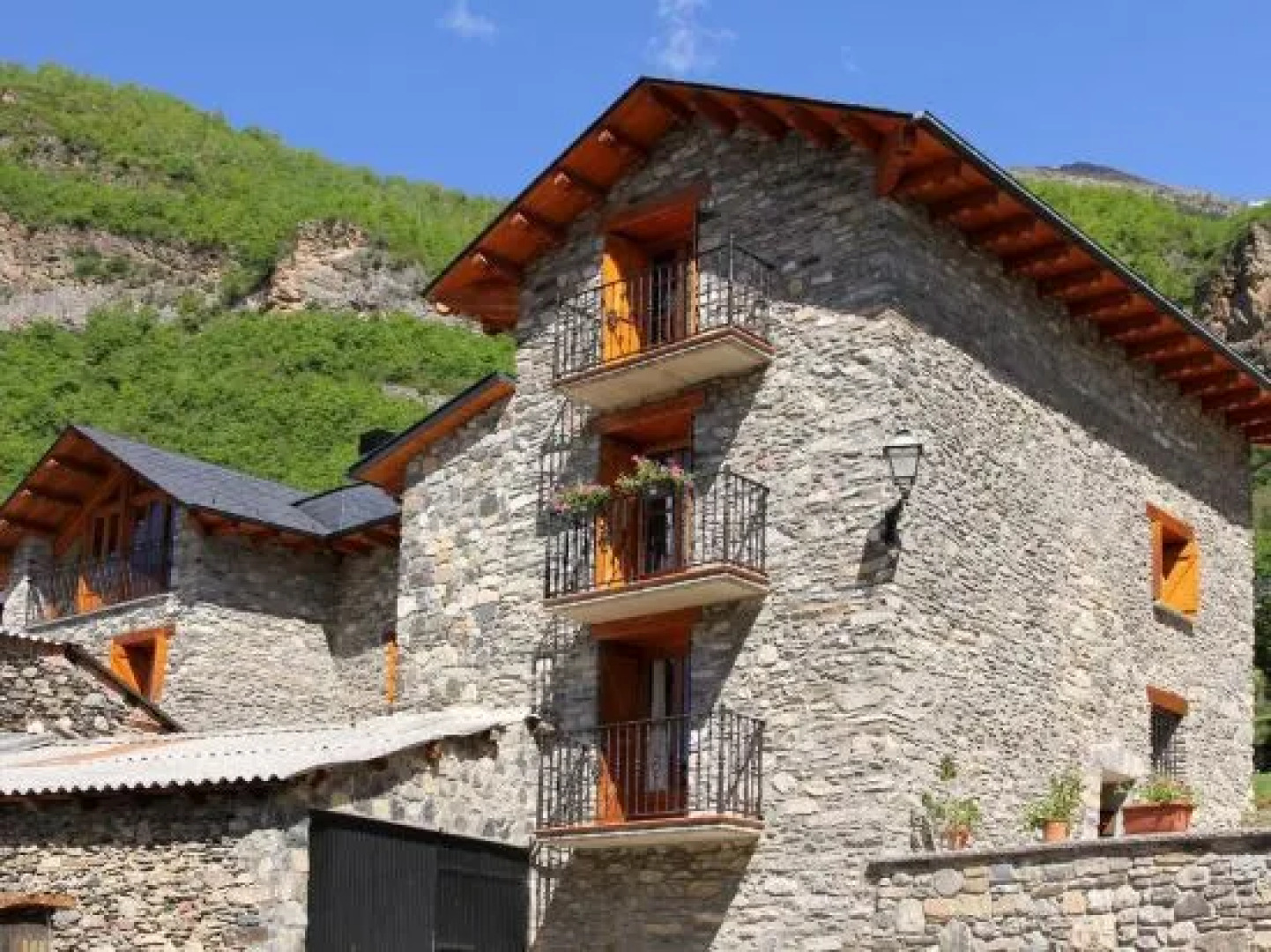 Apartamentos Chuanon