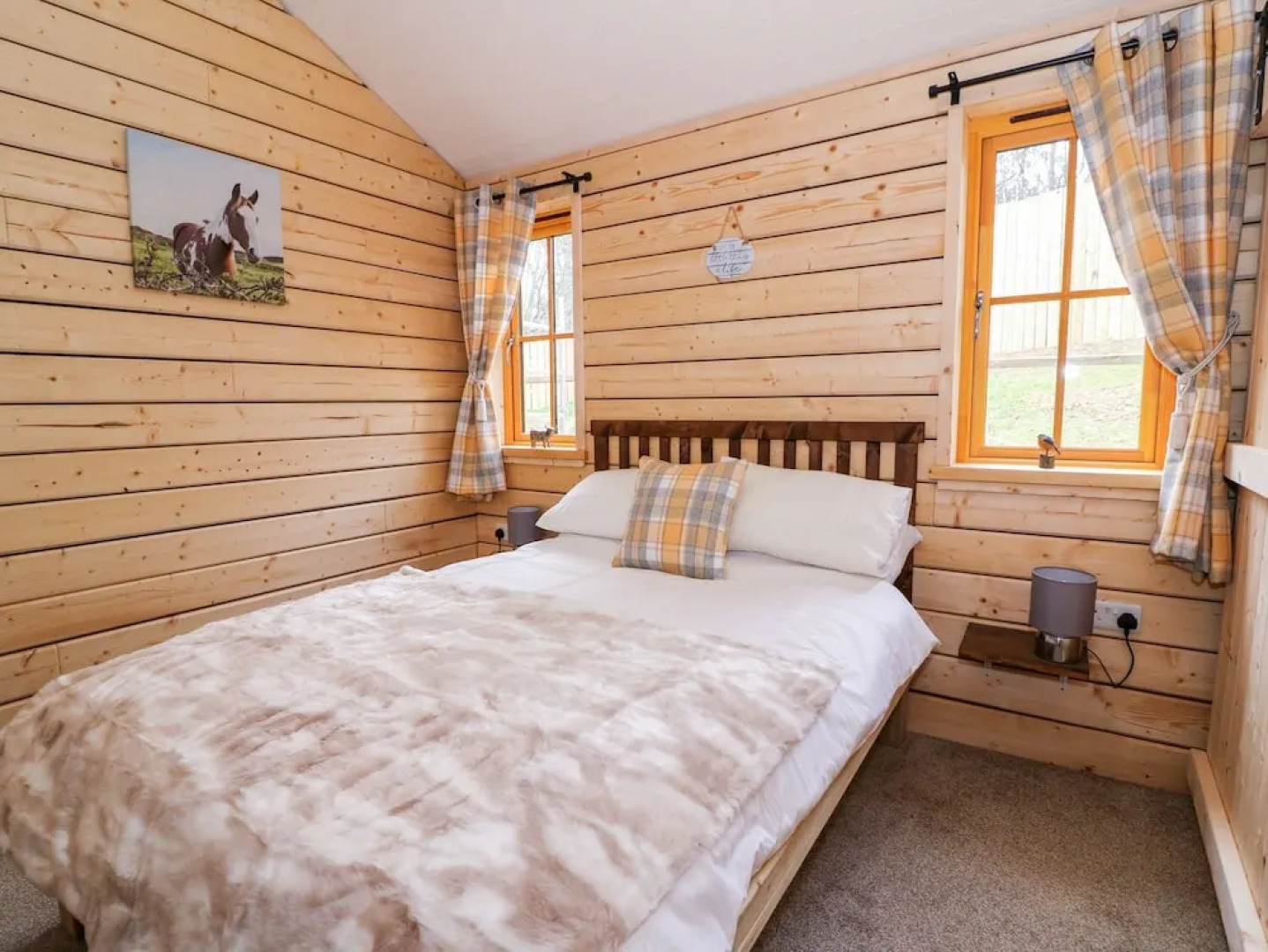 The Paddock, Llanbrynmair