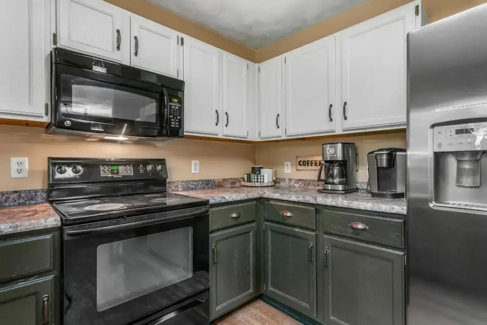 Lakeside Getaway pet Friendly