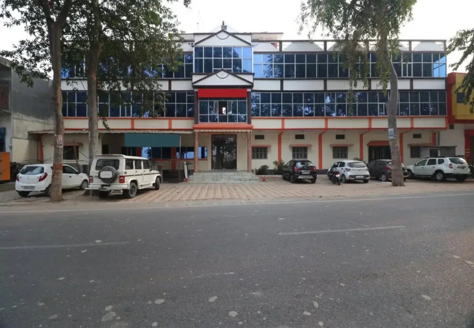 Hotel Buddha By OYO Rooms