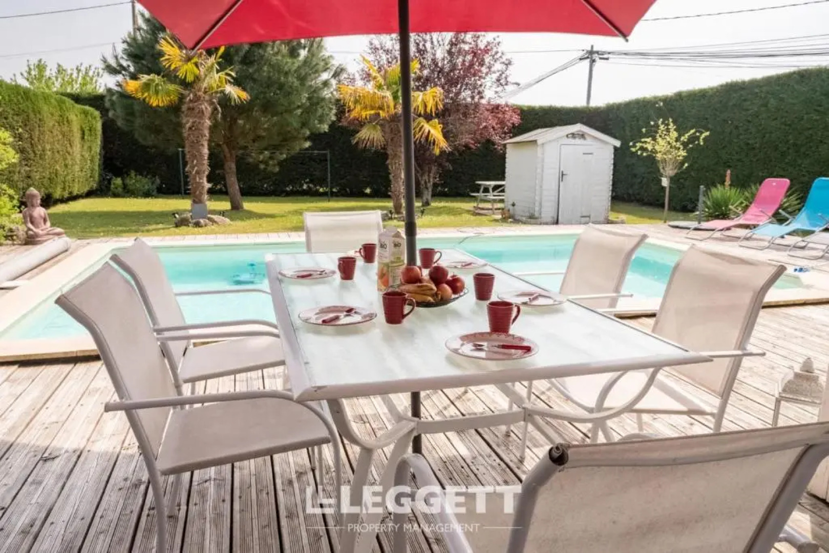 Beautiful Louisiana villa sleeps 6 with pool