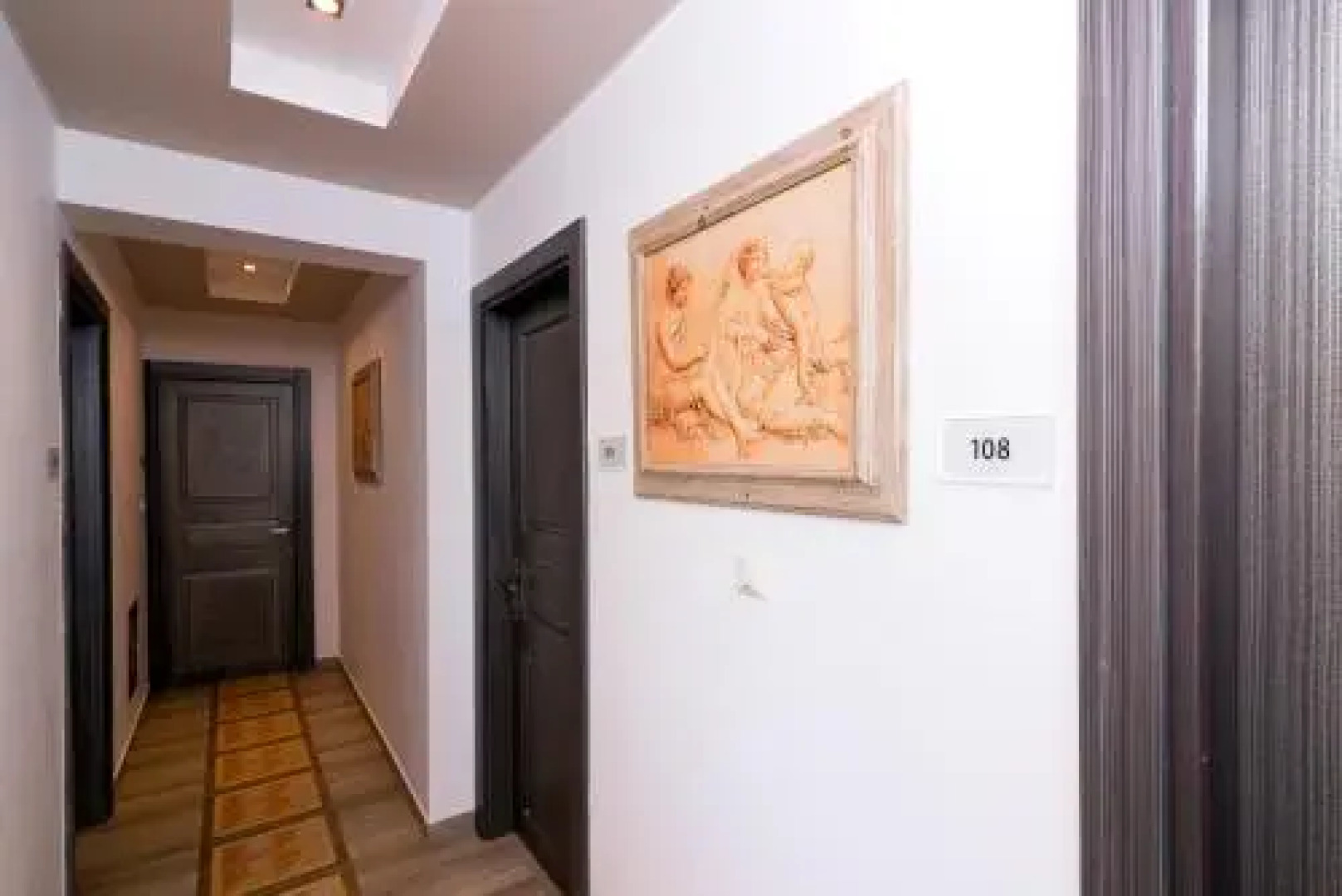 Studios Apartments Irini Patira