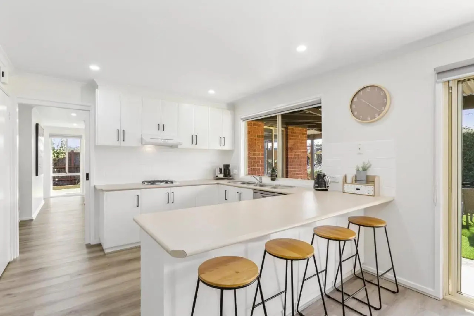 2 Bedroom Unit - Close To The Beach