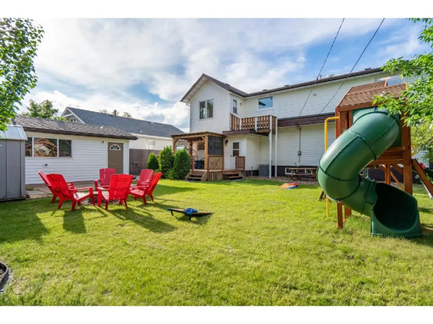 The Riverside I Patio & BBQ I Fire pit I Sleeps 17