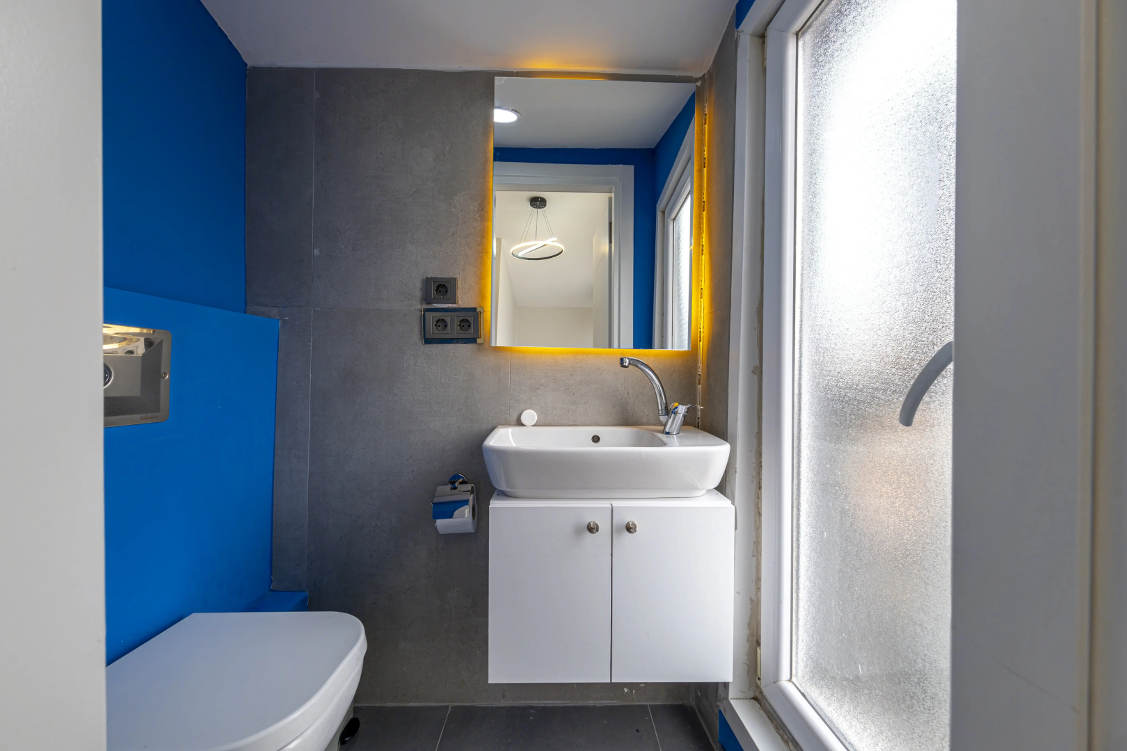Forbes Suites