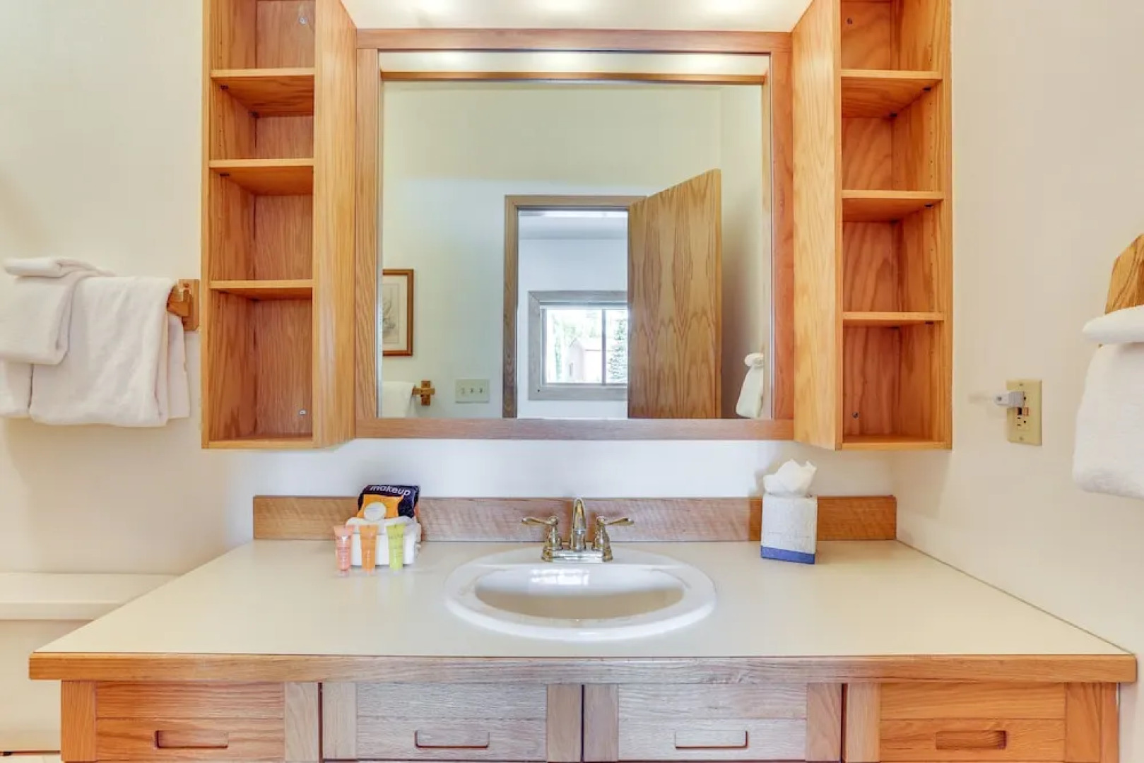 Mtn-view Gem w/ Community Perks in Silverthorne!