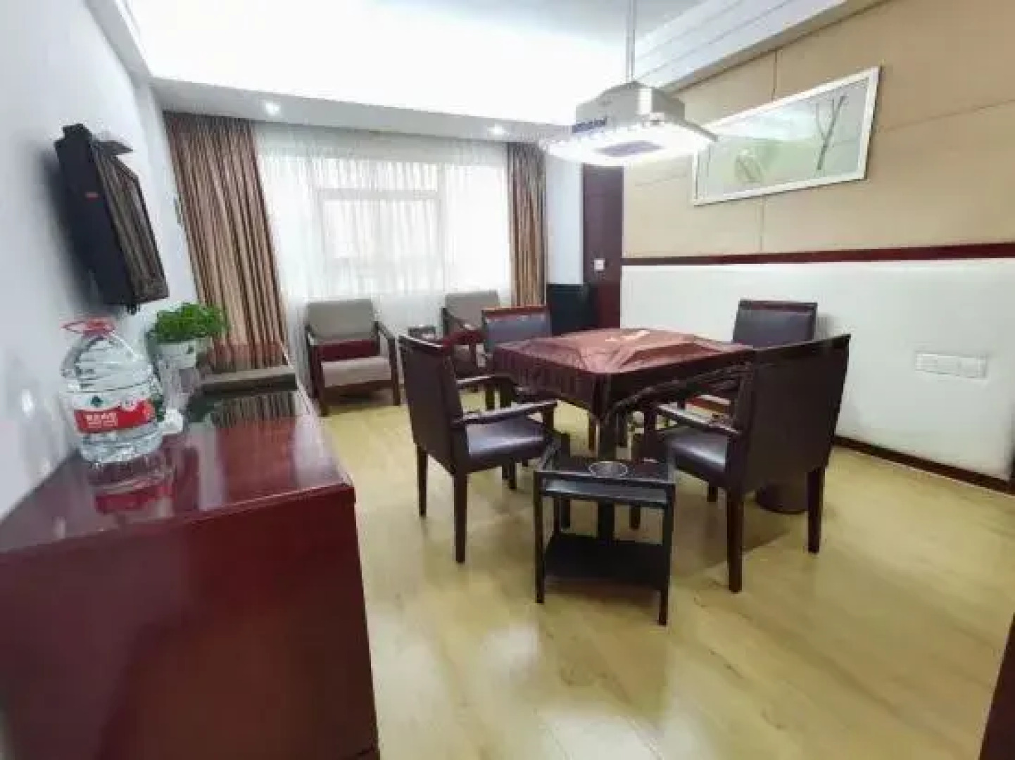 Oriental Hawaii Holiday Hotel