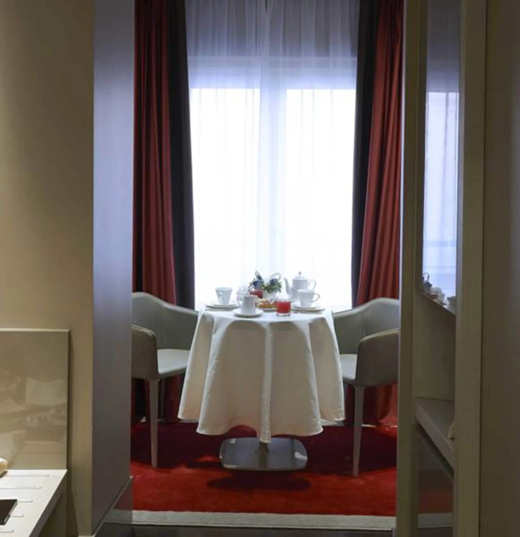 Отель Harry's Bar Trevi Hotel & Restaurant