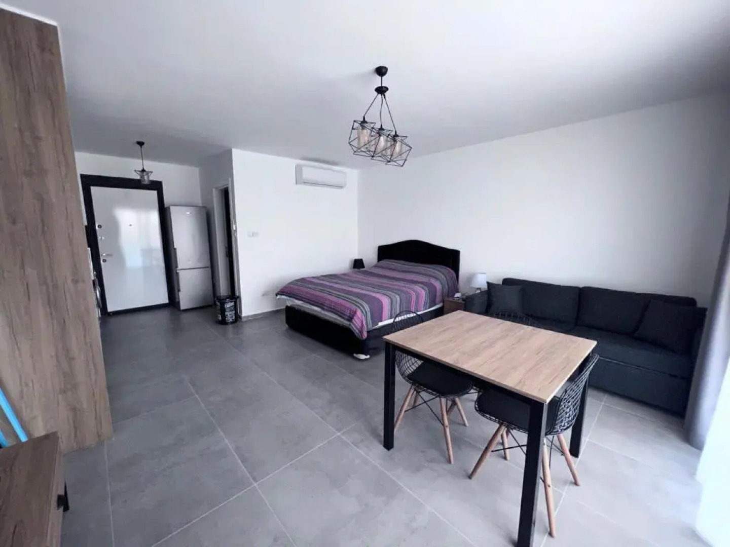 Four Seasons Life Studio