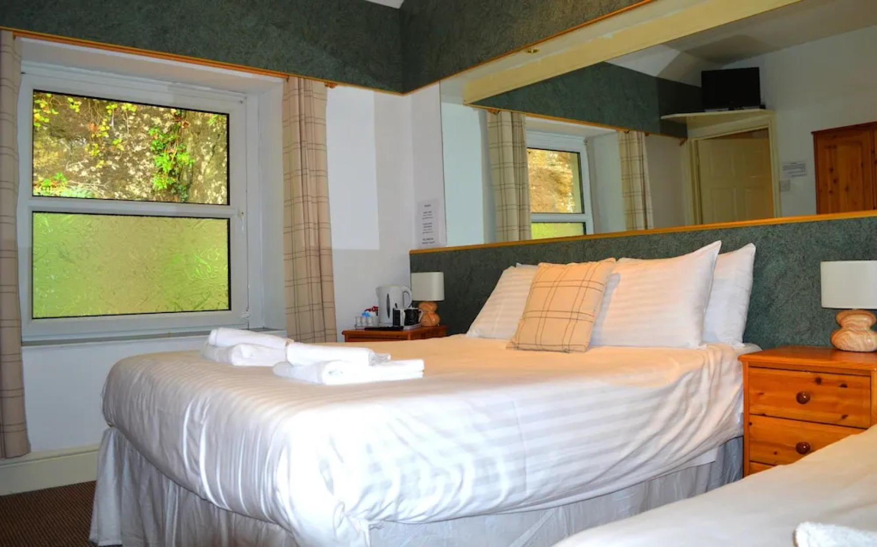 The Carlton Hotel Mumbles