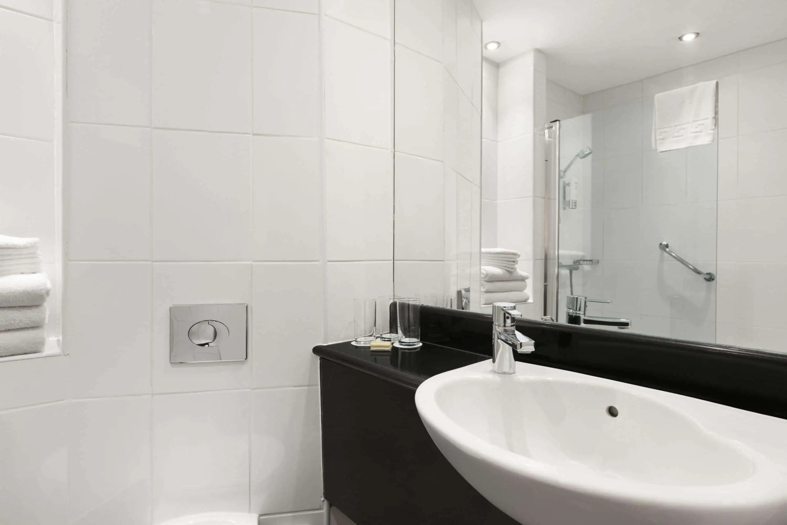 Ramada Hounslow - Heathrow East