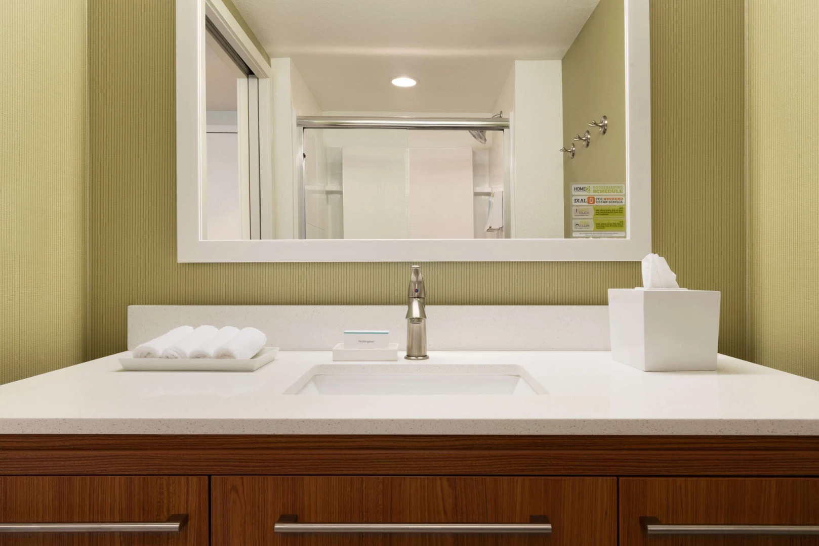 Home2 Suites By Hilton Milwaukee Brookfield