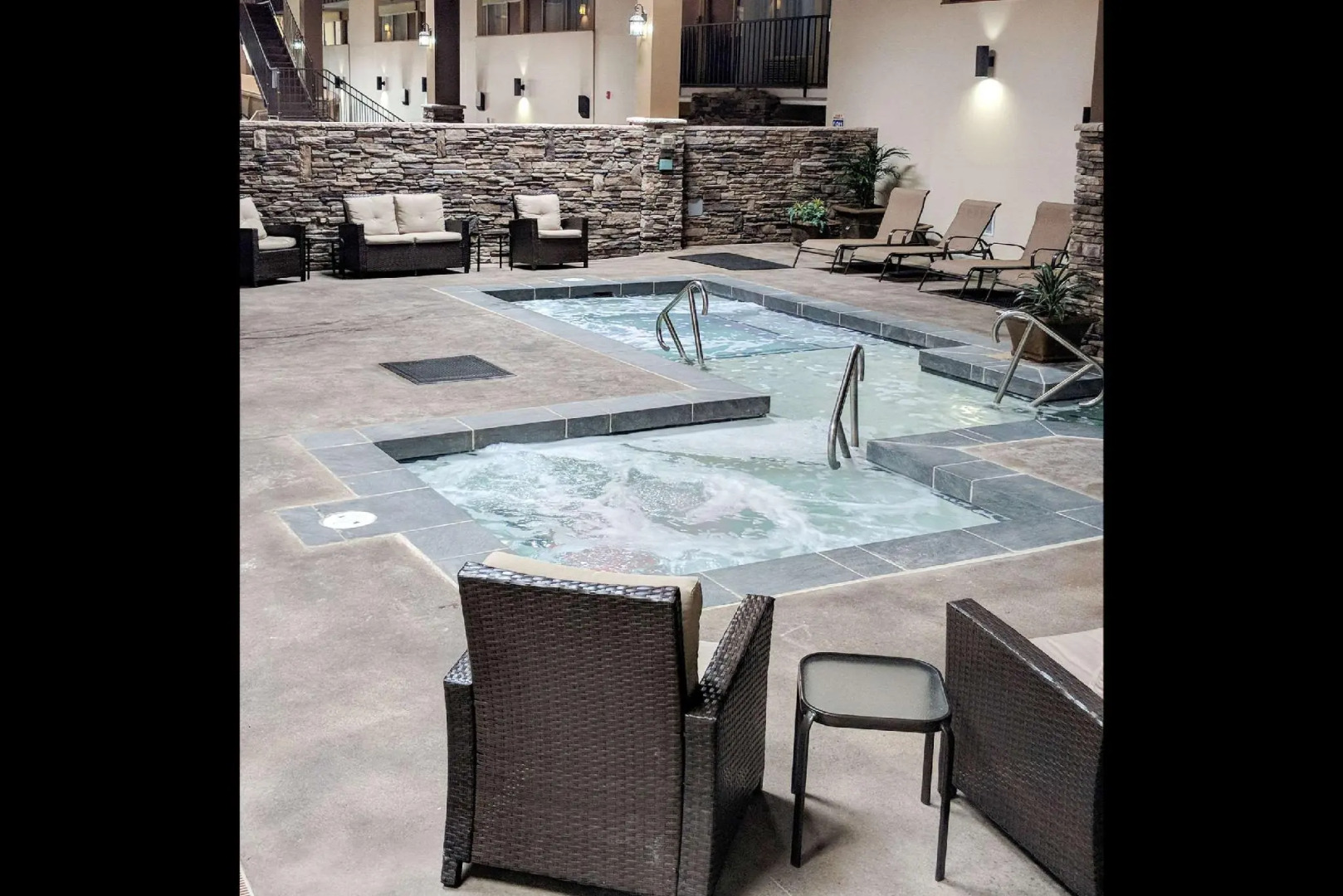 Cascades Mountain Resort, an Ascend Collection Hotel