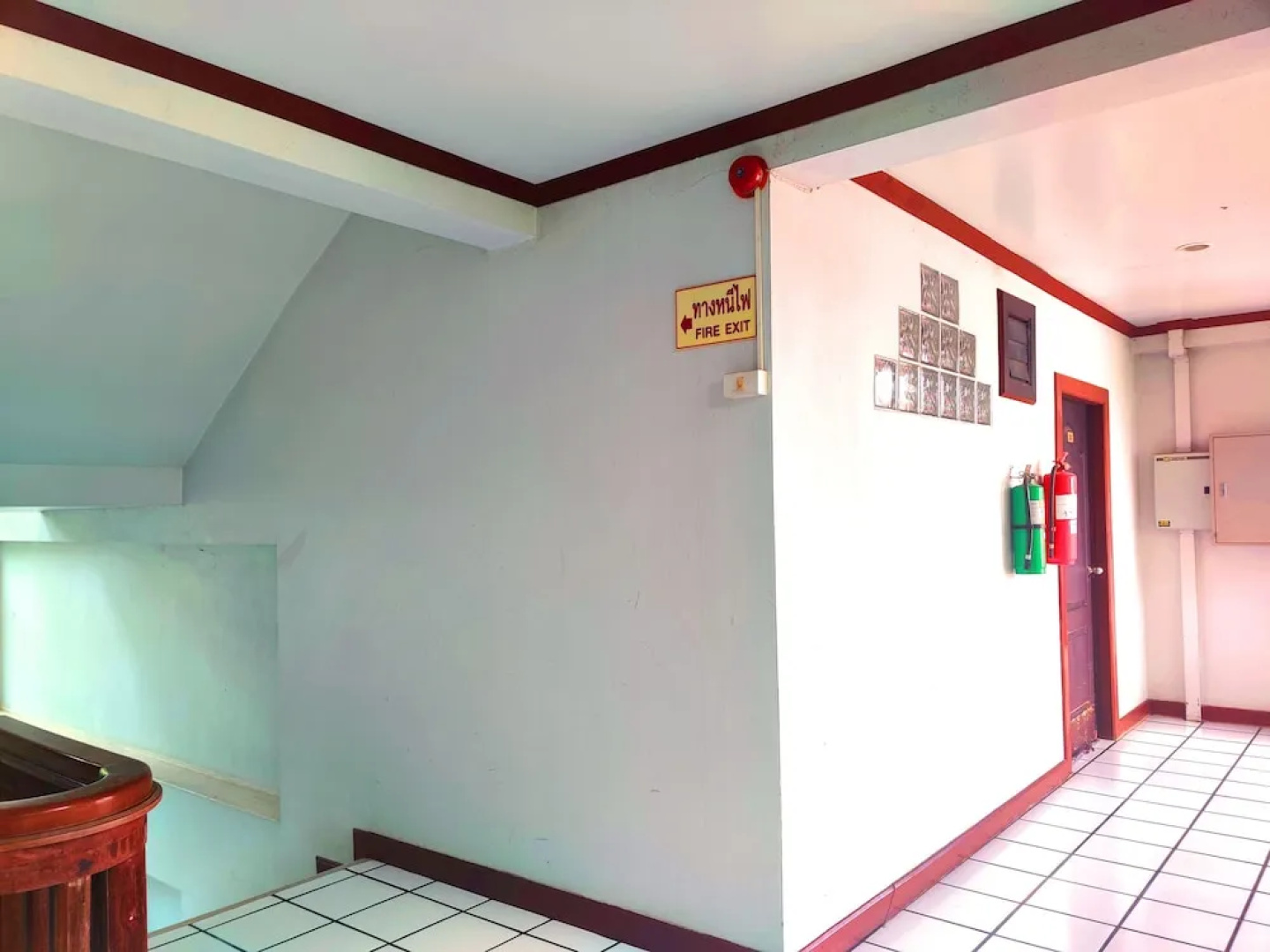 Thongpaeka Hotel