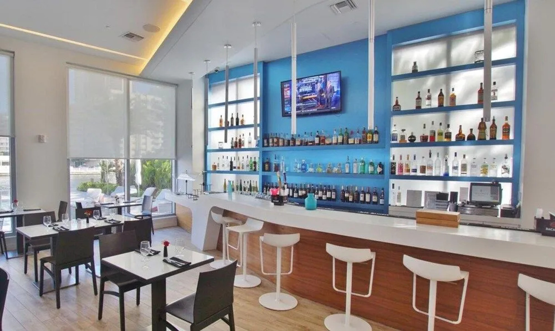 Incredible Bay View 3 Bed Private Floor Apt 1101 BW Resort Miami FL