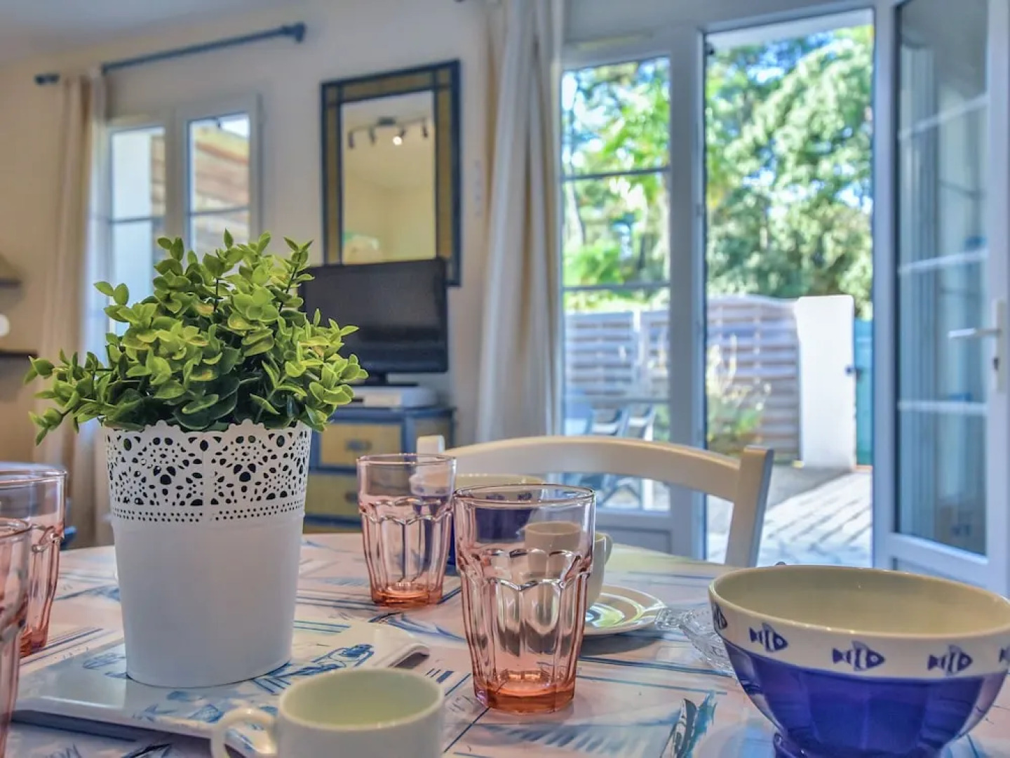 Cozy Holiday Home in Sainte-Marie-de-Re near Sea