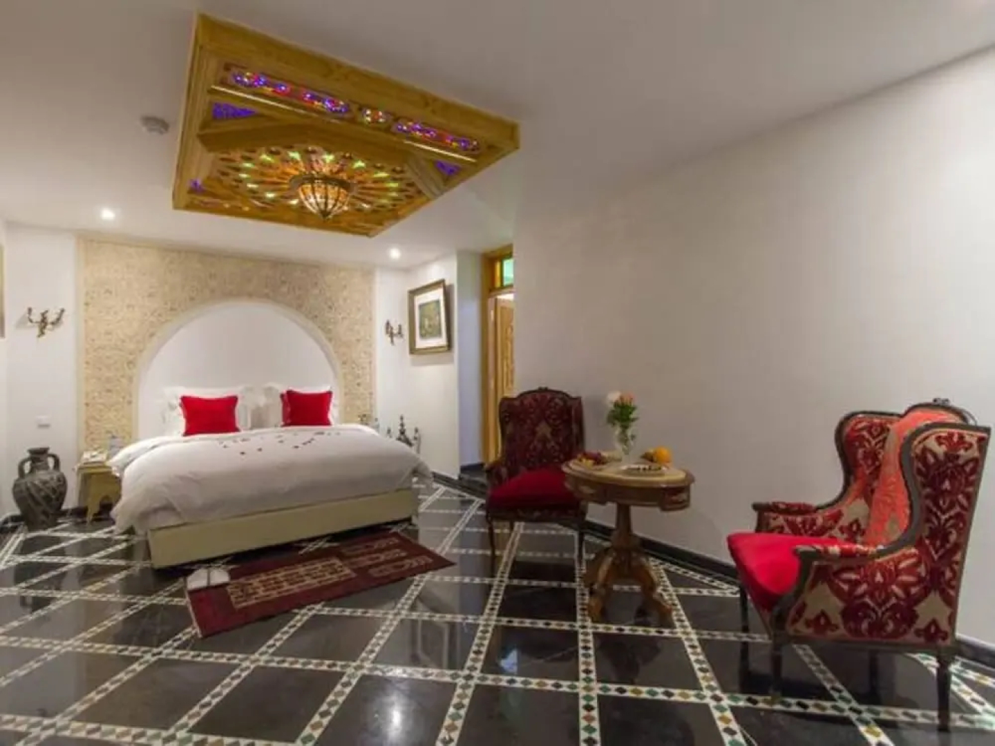 Riad Amor