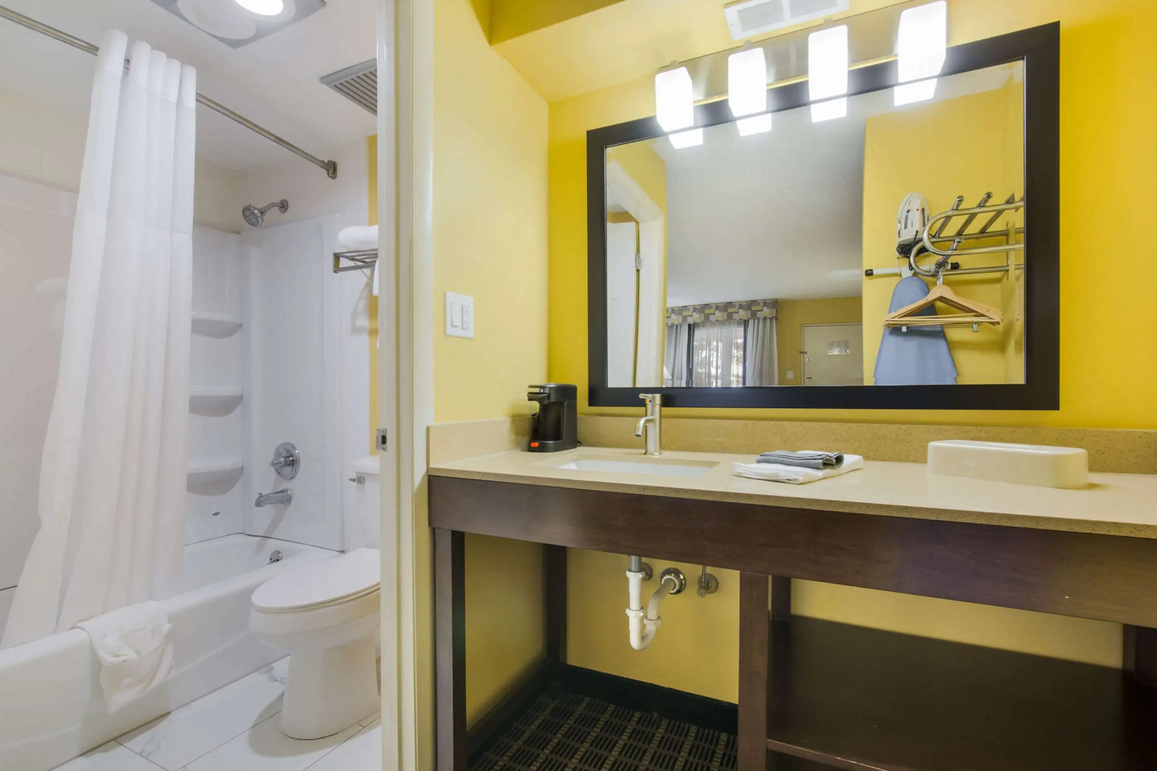 Quality Inn London North