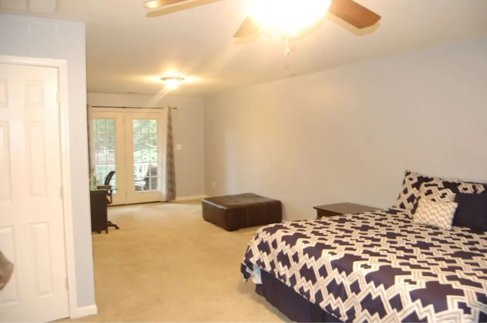 Annapolis home with many amenities