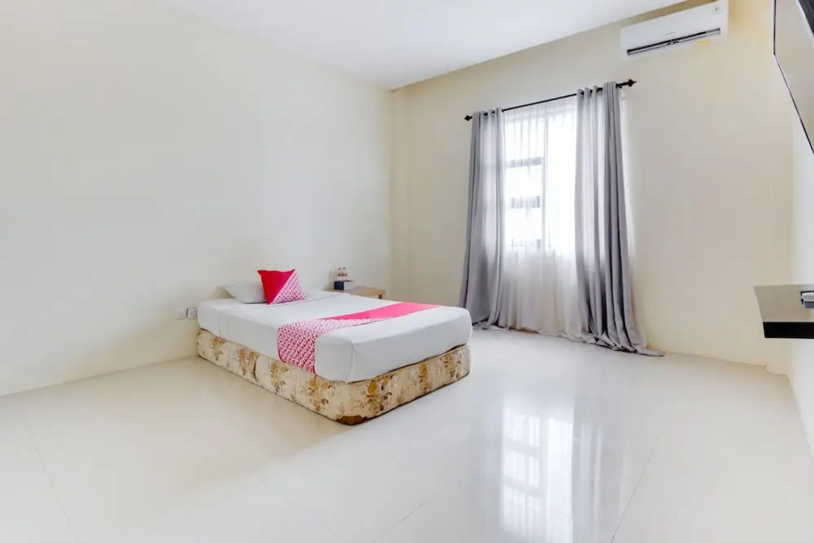 OYO 3343 Sunrise Hotel