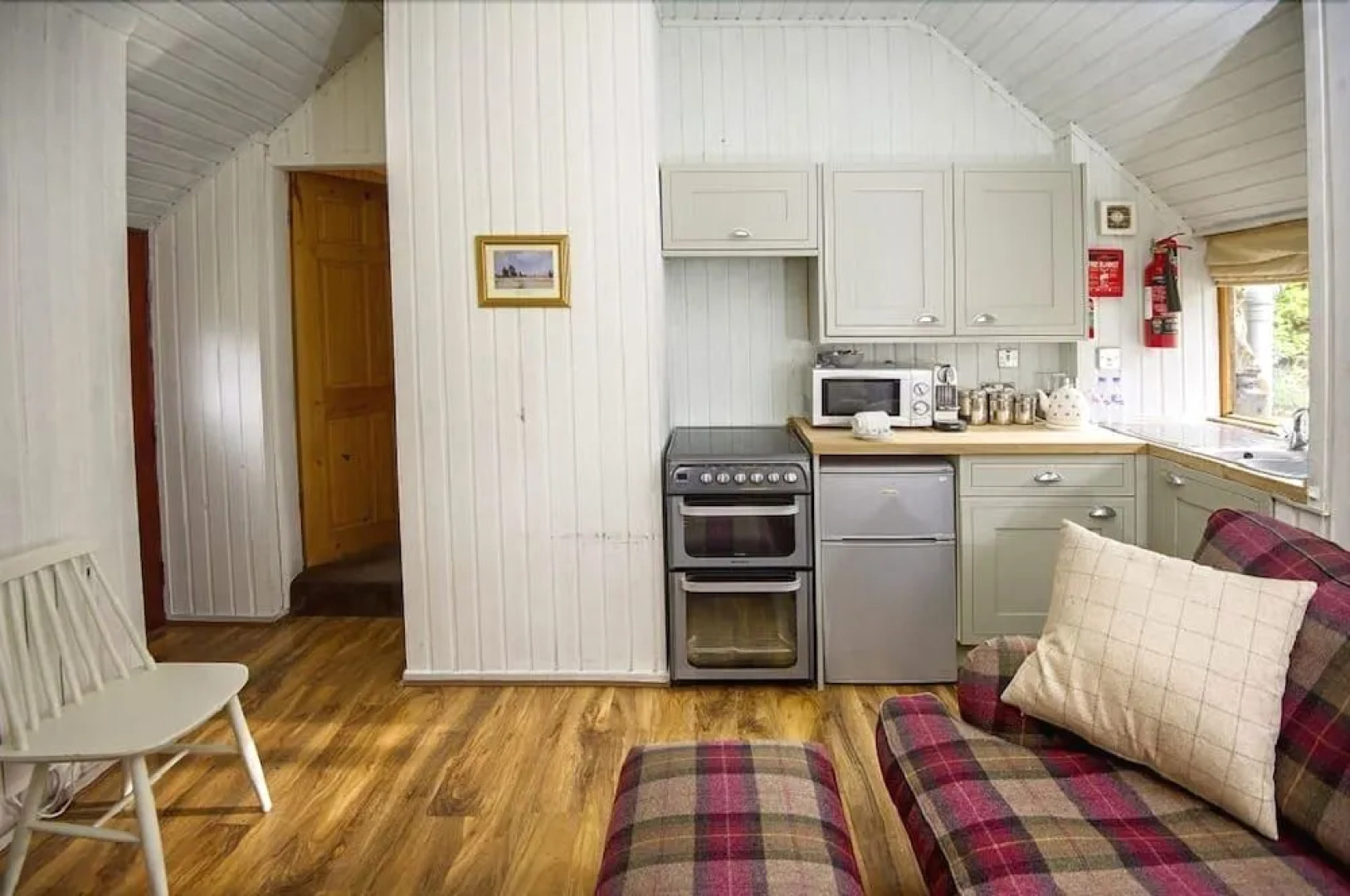 The Falls Of Dochart Inn