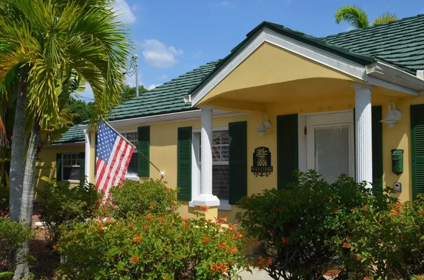 The Pineapple Cottage